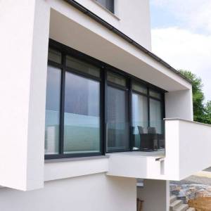 Einfamilienhaus-weiss-Fenster-anthrazitgrau-Marko-3_original